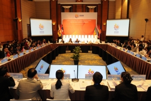 Thông qua Tuyên bố chung ASEAN - Nhật Bản về sáng kiến phục hồi kinh tế ứng phó với dịch COVID-19